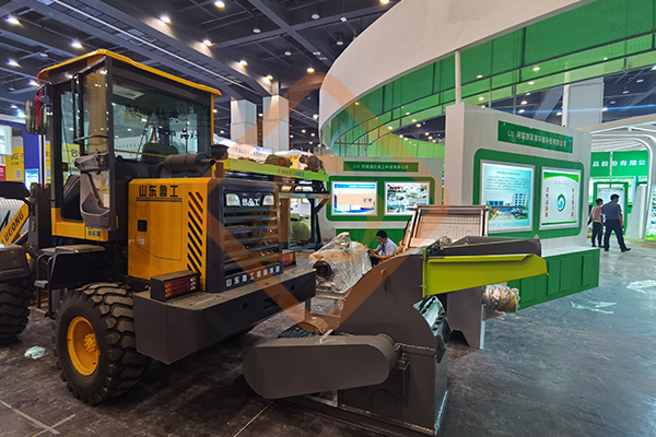 鏟車翻堆機(jī)