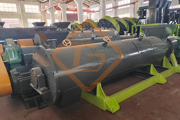 轉(zhuǎn)股造粒機(jī)內(nèi)部結(jié)構(gòu)及細(xì)節(jié)特點(diǎn)