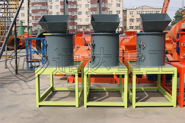 在農(nóng)村開個(gè)有機(jī)肥生產(chǎn)廠怎么樣?在農(nóng)村可以開個(gè)小型有機(jī)肥加工廠賺錢嗎?