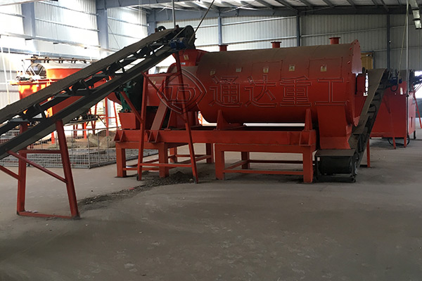 種植園區(qū)、需肥型養(yǎng)殖園區(qū)、自產(chǎn)有機肥料適合自建有機肥加工廠