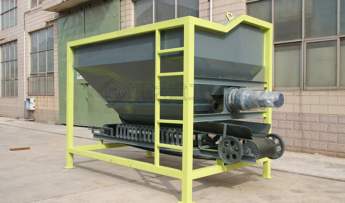 小型簡(jiǎn)易牛糞有機(jī)肥生產(chǎn)線要多少錢(qián)一套