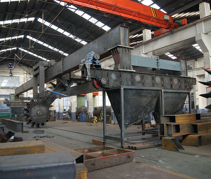 大跨度行車雙輪盤翻堆機(jī)工作原理