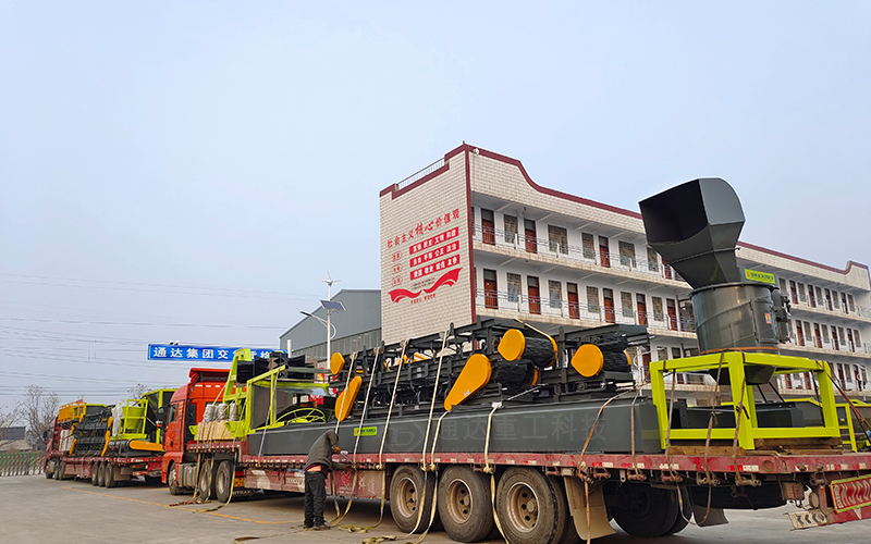 畜禽糞便生產(chǎn)有機(jī)肥最全攻略，附工藝流程、方法、配套設(shè)備