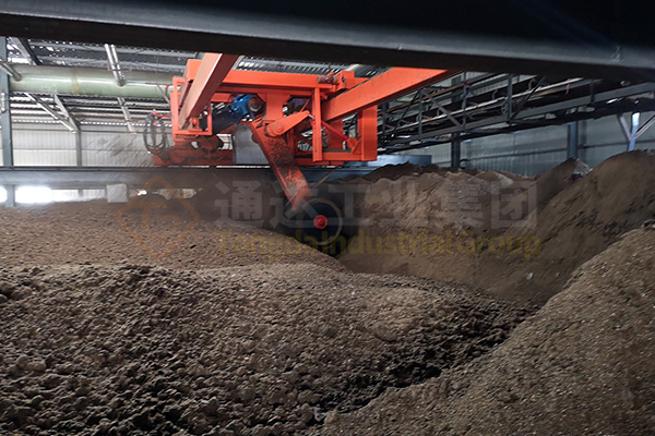 秸稈制作有機肥生產線流程工藝，秸稈有機肥生產線設備廠家哪家好