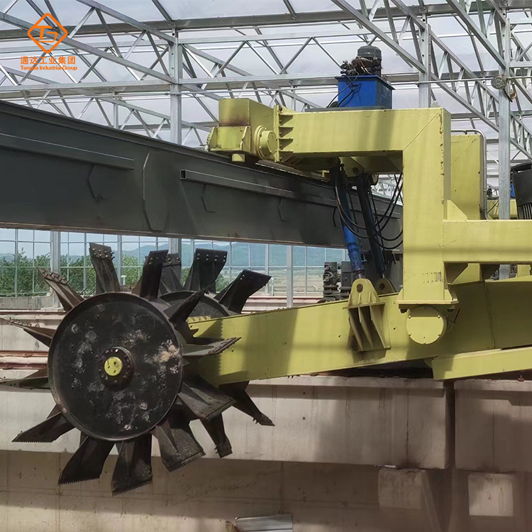 傳動(dòng)軸傳動(dòng)輕型輪盤翻堆機(jī)